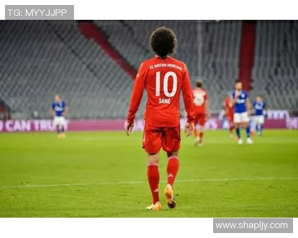 摩羯座足球明星盘点:星座与球场上的传奇故事